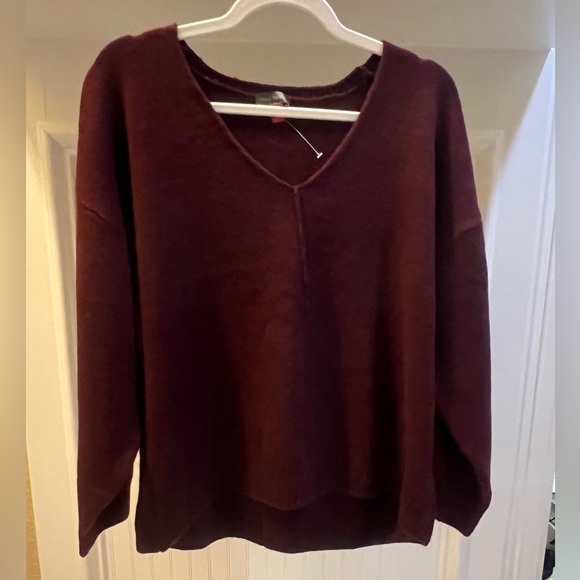 NWT Sweater - Picture 1 of 4